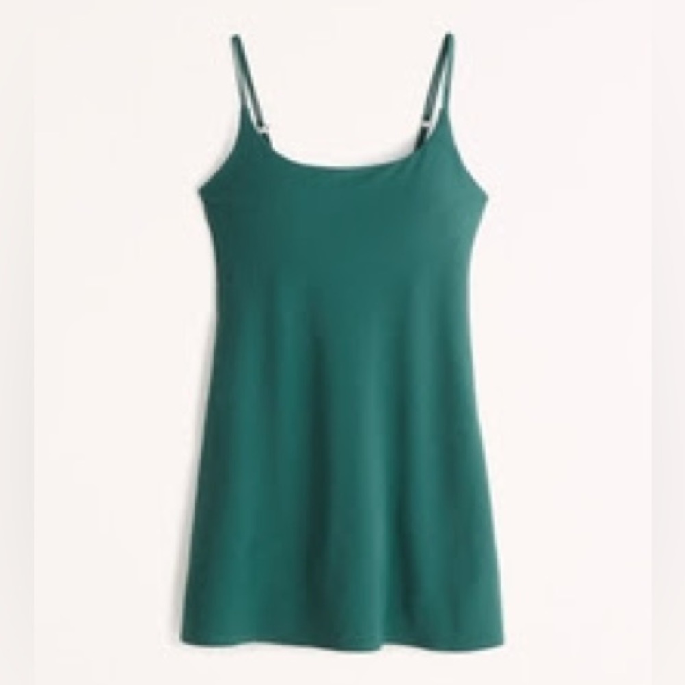 Abercrombie Traveler Mini Dress
GREEN XS PETITE 
NEVER WORN